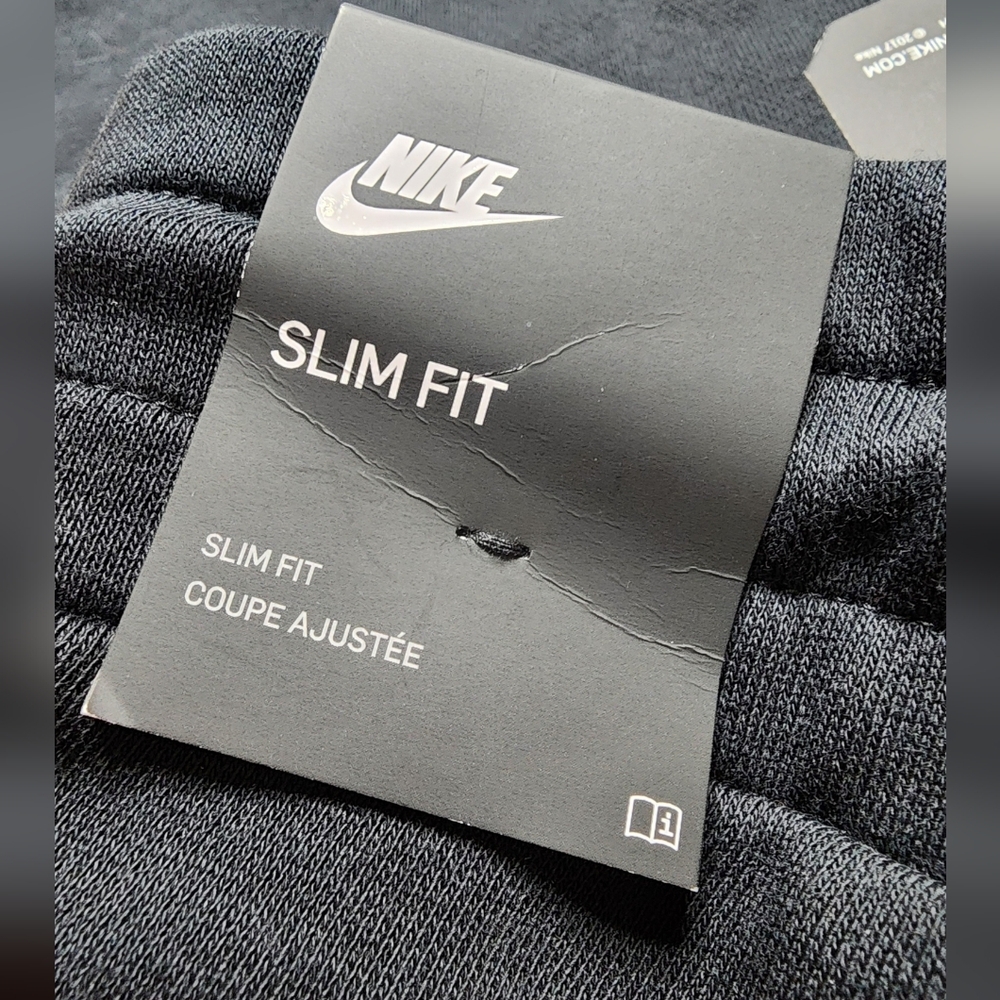 Nike Black Skirt, Slim Fit, Large, NWT - Picture 4 of 5